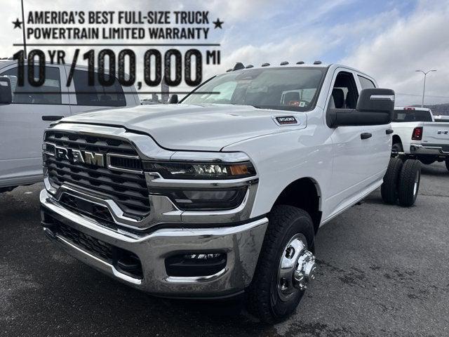 2026 RAM 3500 Chassis RAM 3500 TRADESMAN CREW CAB CHASSIS 4X4 60 CA