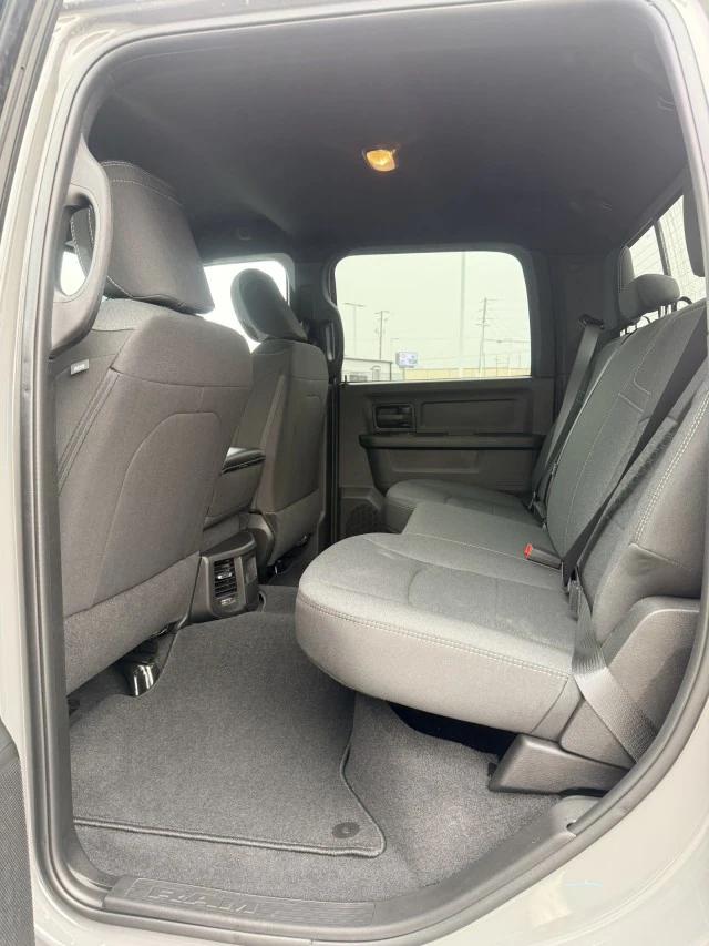 2026 RAM Ram 3500 RAM 3500 TRADESMAN CREW CAB 4X4 64 BOX