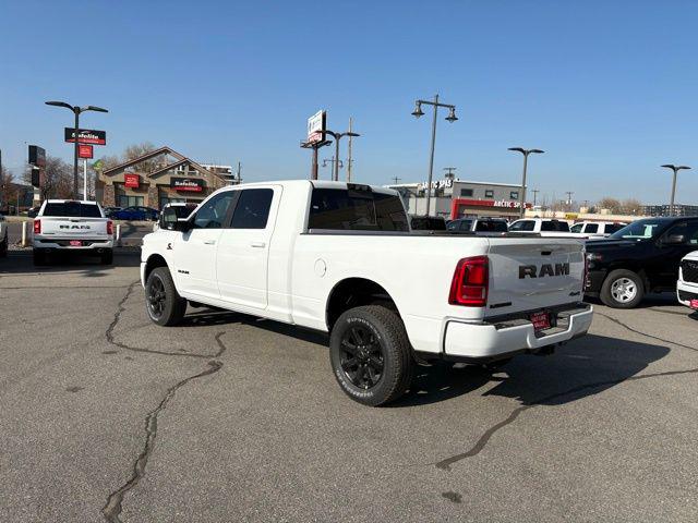2026 RAM Ram 3500 RAM 3500 LARAMIE MEGA CAB 4X4 64 BOX 2026 RAM Ram 3500 RAM 3500 LARAMIE MEGA CAB 4X4 64 BOX