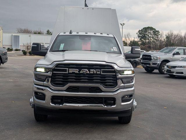 2026 RAM Ram 3500 Chassis Cab RAM 3500 TRADESMAN CREW CAB CHASSIS 4X4 60 CA