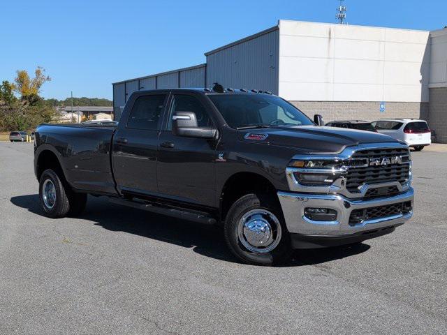 2026 RAM Ram 3500 RAM 3500 TRADESMAN CREW CAB 4X4 8 BOX 2026 RAM Ram 3500 RAM 3500 TRADESMAN CREW CAB 4X4 8 BOX