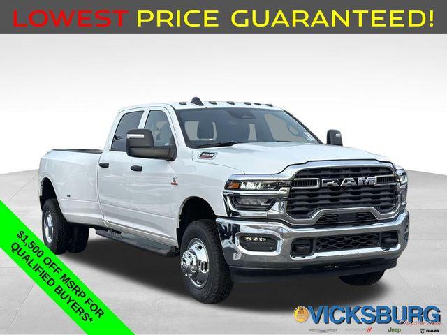 2026 RAM Ram 3500 RAM 3500 TRADESMAN CREW CAB 4X4 8 BOX