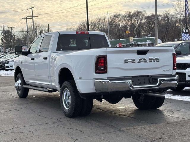 2026 Ram 3500 Tradesman Crew Cab 4x4 8' Box