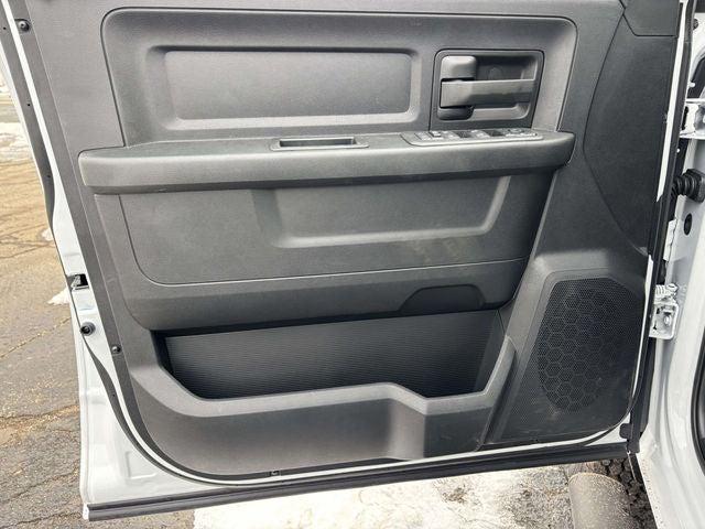 2026 Ram 3500 Tradesman Crew Cab 4x4 8' Box