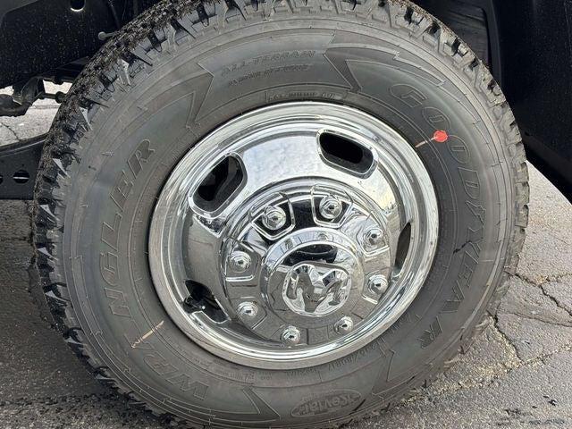 2026 Ram 3500 Tradesman Crew Cab 4x4 8' Box