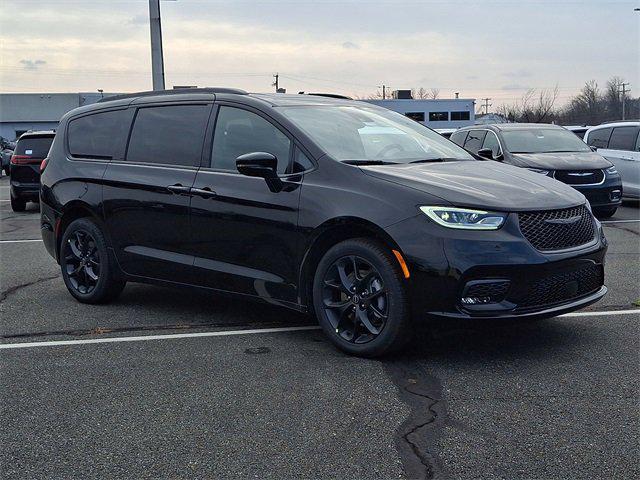 2026 Chrysler Pacifica PACIFICA LIMITED AWD