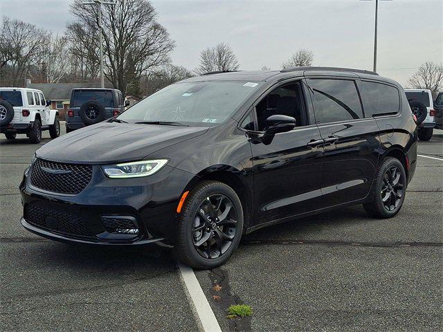 2026 Chrysler Pacifica PACIFICA LIMITED AWD