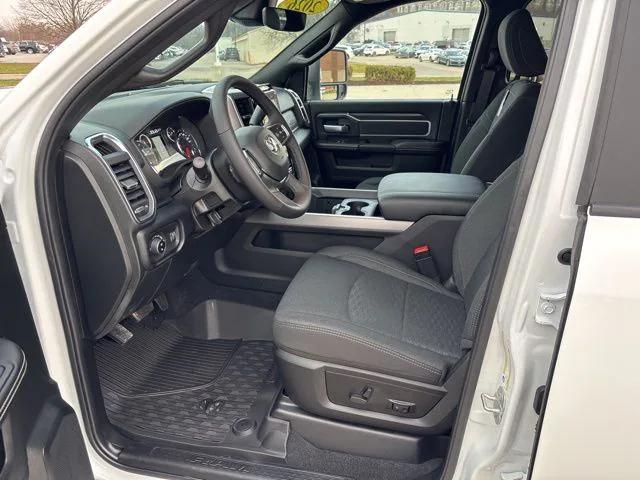 2026 RAM Ram 3500 RAM 3500 BIG HORN CREW CAB 4X4 8 BOX