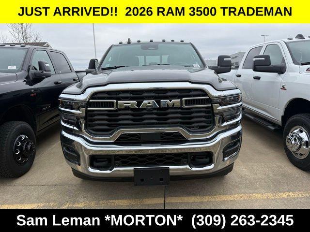 2026 RAM Ram 3500 RAM 3500 TRADESMAN CREW CAB 4X4 8 BOX