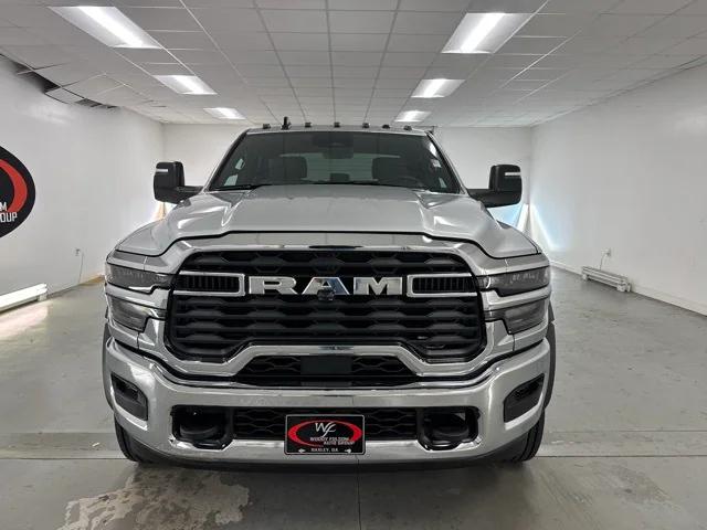 2026 RAM Ram 5500 Chassis Cab RAM 5500 TRADESMAN CHASSIS CREW CAB 4X4 60 CA 2026 RAM Ram 5500 Chassis Cab RAM 5500 TRADESMAN CHASSIS CREW CAB 4X4 60 CA