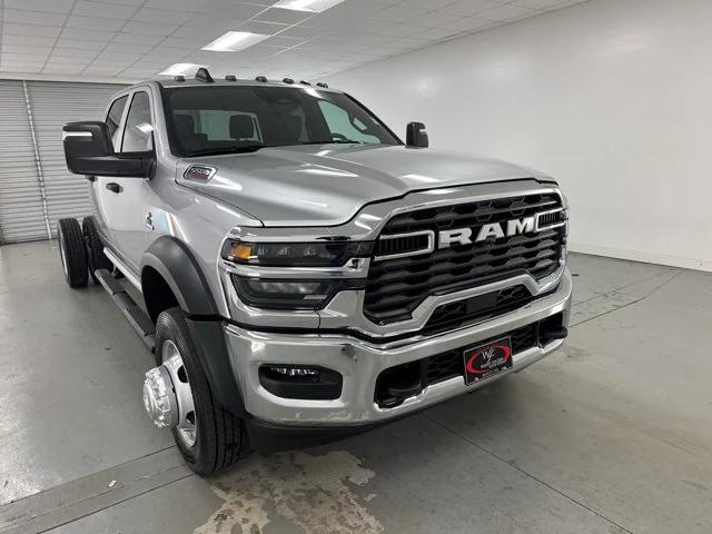 2026 RAM Ram 5500 Chassis Cab RAM 5500 TRADESMAN CHASSIS CREW CAB 4X4 60 CA 2026 RAM Ram 5500 Chassis Cab RAM 5500 TRADESMAN CHASSIS CREW CAB 4X4 60 CA