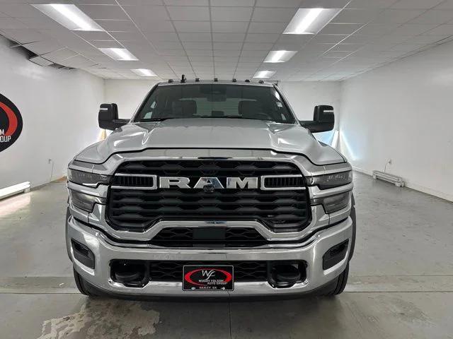 2026 RAM Ram 5500 Chassis Cab RAM 5500 TRADESMAN CHASSIS CREW CAB 4X4 60 CA 2026 RAM Ram 5500 Chassis Cab RAM 5500 TRADESMAN CHASSIS CREW CAB 4X4 60 CA