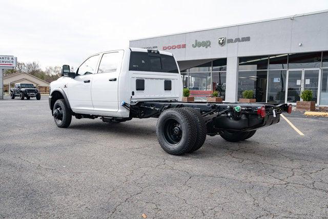 2026 RAM Ram 3500 Chassis Cab RAM 3500 TRADESMAN CREW CAB CHASSIS 4X4 60 CA 2026 RAM Ram 3500 Chassis Cab RAM 3500 TRADESMAN CREW CAB CHASSIS 4X4 60 CA