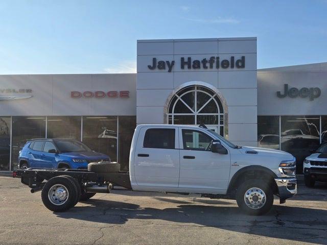 2026 RAM Ram 3500 Chassis Cab RAM 3500 TRADESMAN CREW CAB CHASSIS 4X4 60 CA 2026 RAM Ram 3500 Chassis Cab RAM 3500 TRADESMAN CREW CAB CHASSIS 4X4 60 CA
