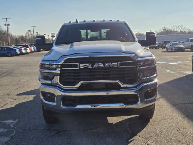 2026 RAM Ram 3500 Chassis Cab RAM 3500 TRADESMAN CREW CAB CHASSIS 4X4 60 CA 2026 RAM Ram 3500 Chassis Cab RAM 3500 TRADESMAN CREW CAB CHASSIS 4X4 60 CA
