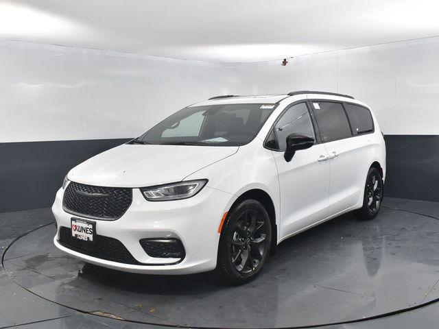 2026 Chrysler Pacifica PACIFICA LIMITED 2026 Chrysler Pacifica PACIFICA LIMITED