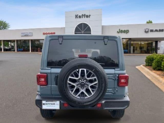 2026 Jeep Wrangler 4-Door Sahara 4x4