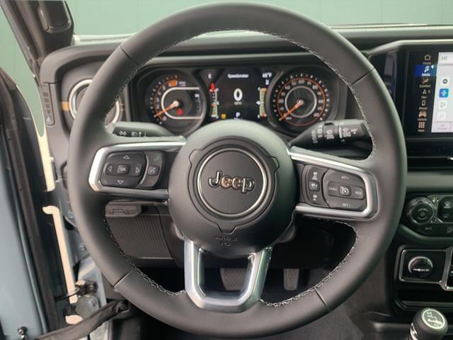 2026 Jeep Wrangler 4-Door Sahara 4x4