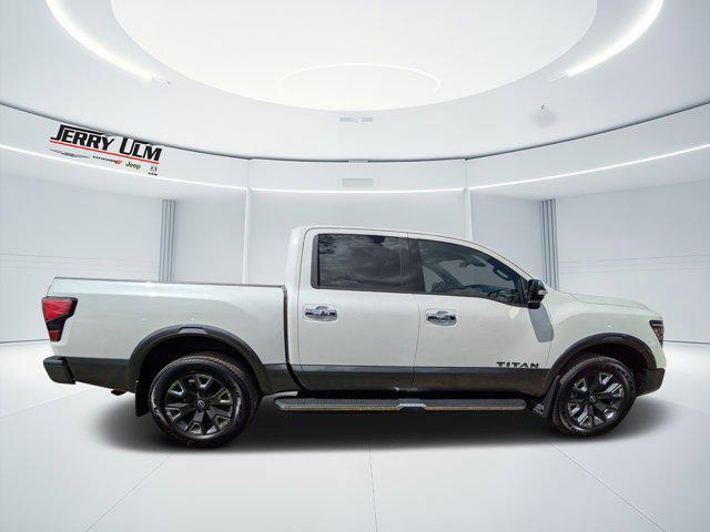 2024 Nissan TITAN Crew Cab Platinum Reserve 4x4 2024 Nissan TITAN Crew Cab Platinum Reserve 4x4