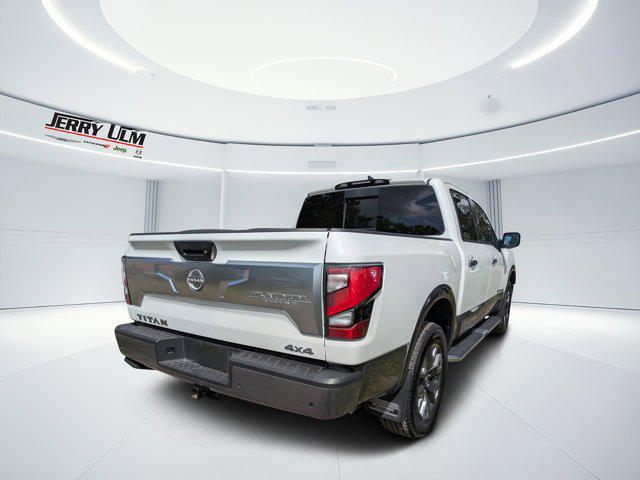 2024 Nissan TITAN Crew Cab Platinum Reserve 4x4 2024 Nissan TITAN Crew Cab Platinum Reserve 4x4