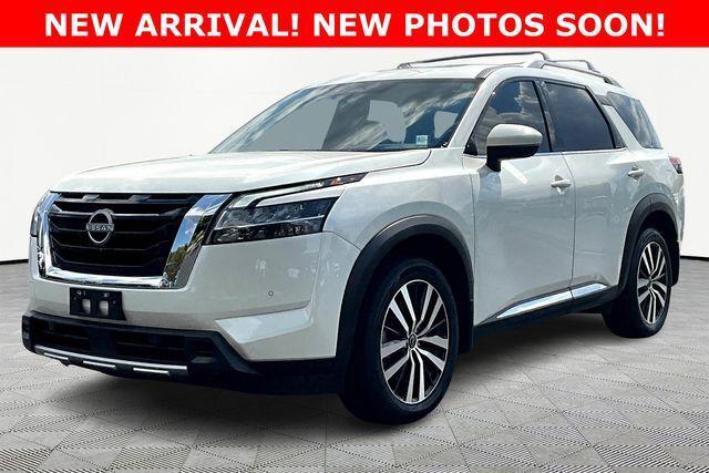 2024 Nissan Pathfinder Platinum 4WD
