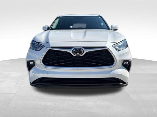 2020 Toyota Highlander LE