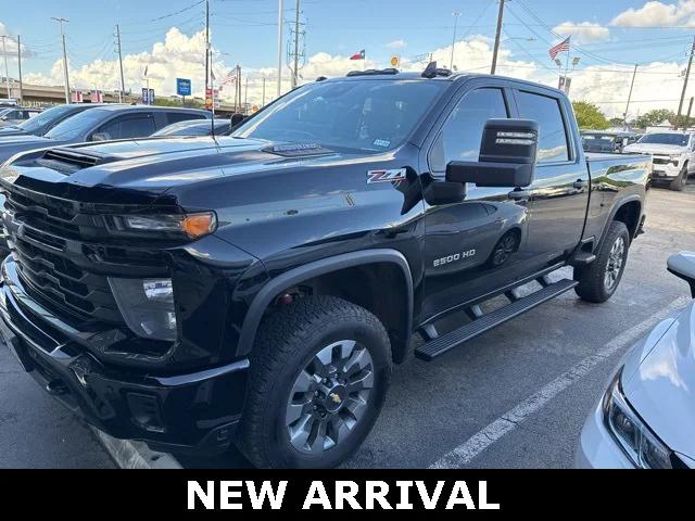 2025 Chevrolet Silverado 2500HD 4WD Crew Cab Standard Bed Custom