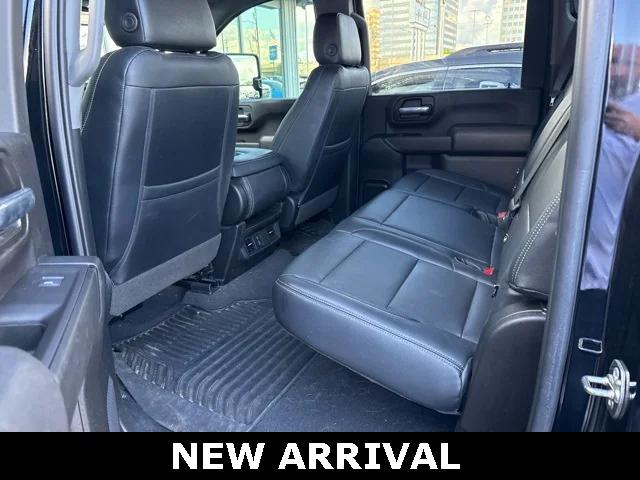 2025 Chevrolet Silverado 2500HD 4WD Crew Cab Standard Bed Custom