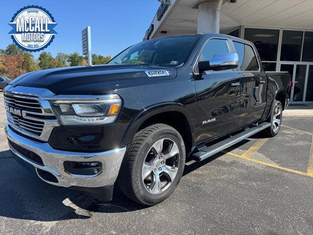 2022 RAM 1500 Laramie Crew Cab 4x4 57 Box