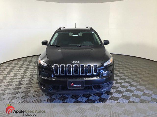 2016 Jeep Cherokee Sport