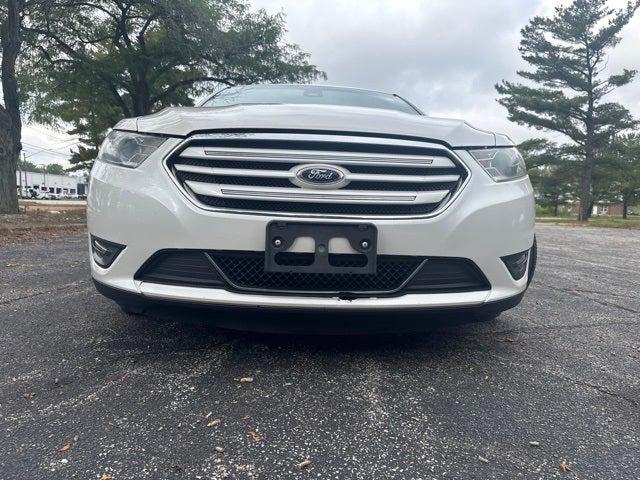 2015 Ford Taurus Limited