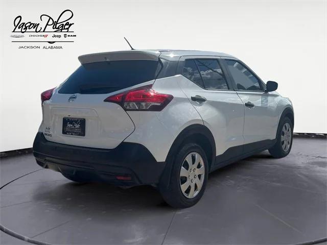 2020 Nissan Kicks S Xtronic CVT