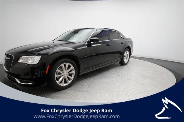 2022 Chrysler 300 Touring AWD