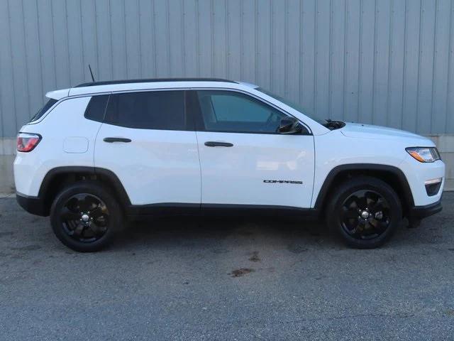 2018 Jeep Compass Latitude FWD 2018 Jeep Compass Latitude FWD
