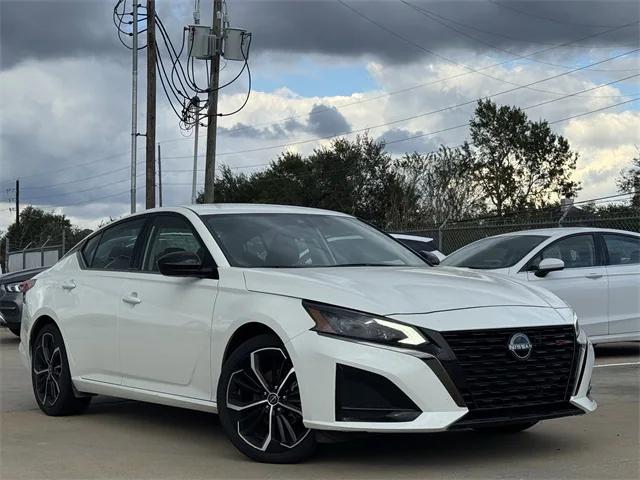 2024 Nissan Altima SR FWD