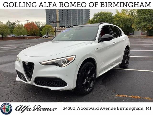 2023 Alfa Romeo Stelvio Veloce AWD 2023 Alfa Romeo Stelvio Veloce AWD