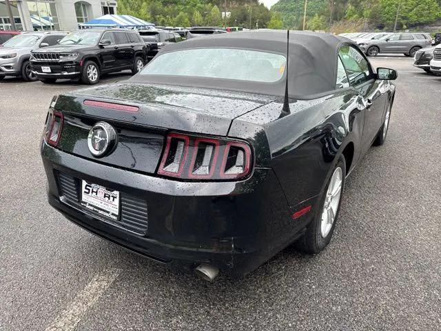 2014 Ford Mustang V6