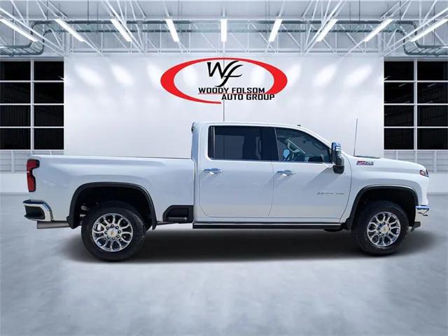 2025 Chevrolet Silverado 3500HD 4WD Crew Cab Standard Bed LTZ