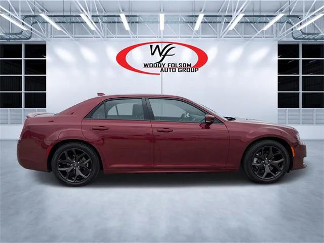 2022 Chrysler 300 S