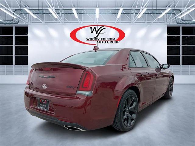 2022 Chrysler 300 S