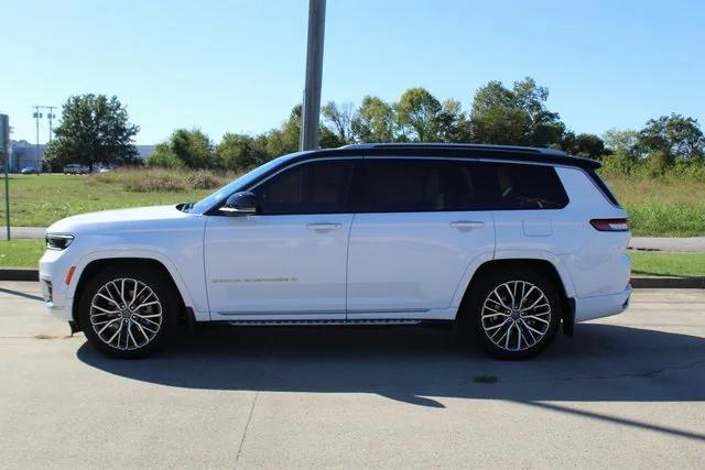 2022 Jeep Grand Cherokee L Summit Reserve 4x4 2022 Jeep Grand Cherokee L Summit Reserve 4x4