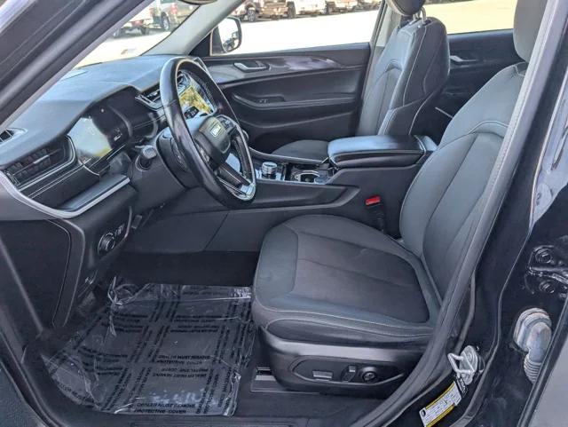 2021 Jeep Grand Cherokee L Laredo 4x4 2021 Jeep Grand Cherokee L Laredo 4x4