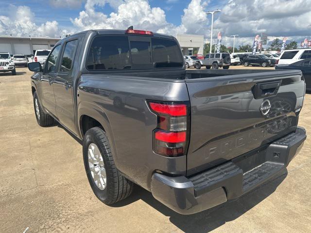 2022 Nissan Frontier Crew Cab SV 4x2