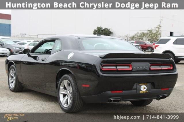2018 Dodge Challenger SXT 2018 Dodge Challenger SXT