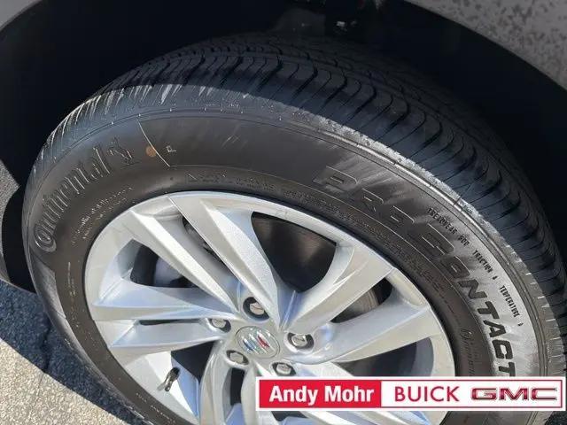 2026 Buick NV Preferred FWD