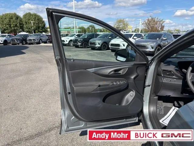 2026 Buick NV Preferred FWD