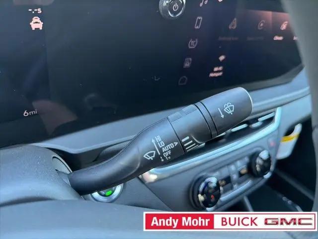2026 Buick NV Preferred FWD