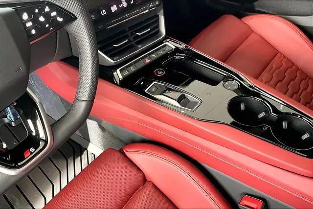 2026 Audi e-tron GT Premium Plus quattro