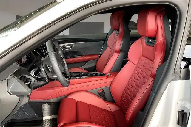 2026 Audi e-tron GT Premium Plus quattro