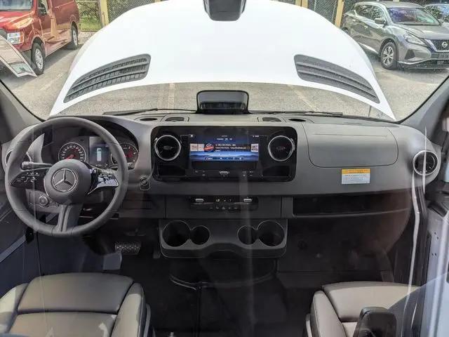 2026 Mercedes-Benz Sprinter 2500 High Roof 4-Cyl Diesel HO